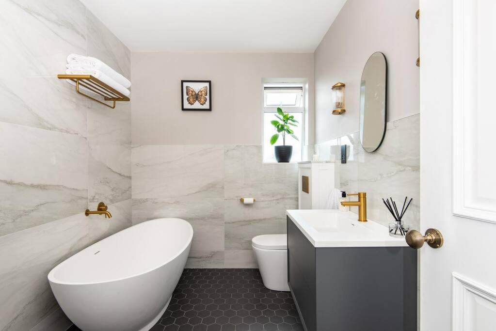 Villa Newly Renovated Victorian House With Free Parking Brighton Exterior foto
